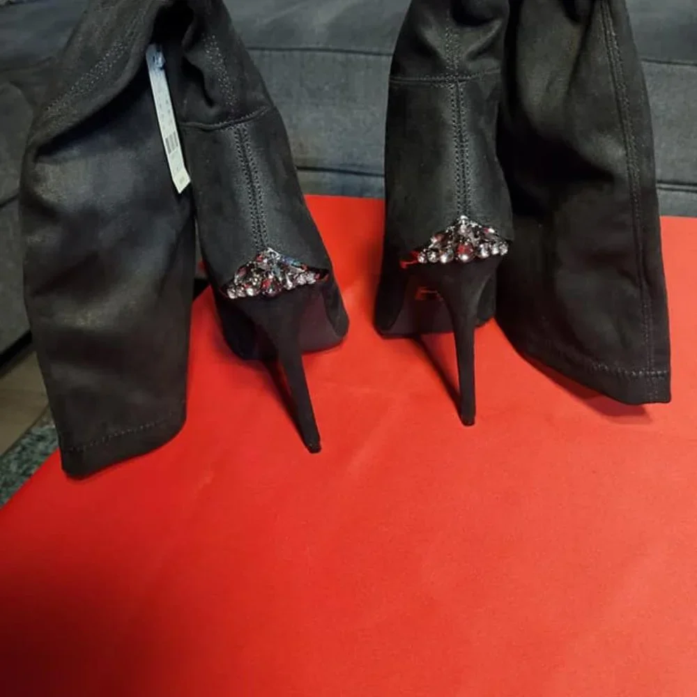 NY&Co Embellished-Heel Tall Boots (NWT) - Picture 5 of 5